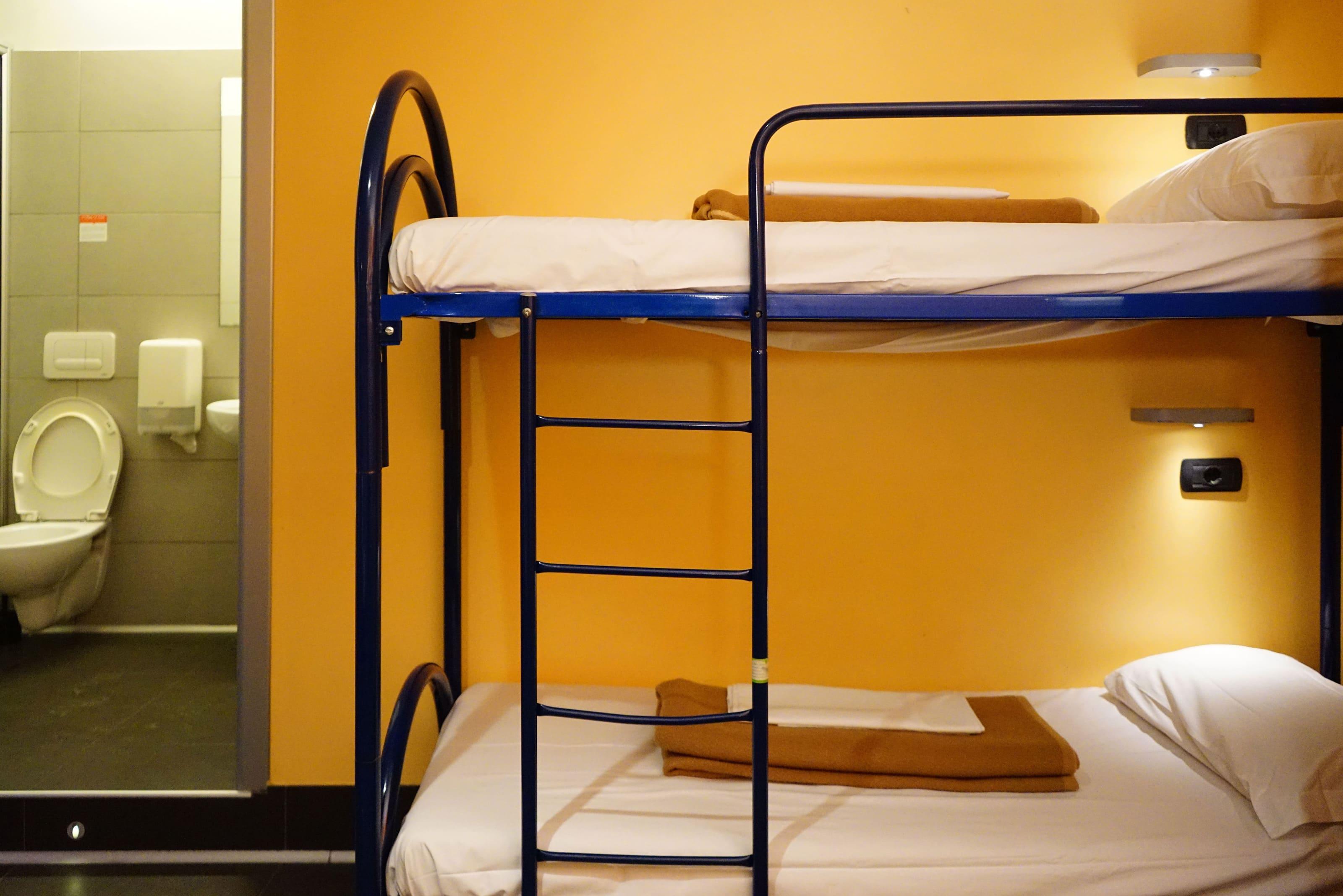 Aig Piero Rotta Hostal *